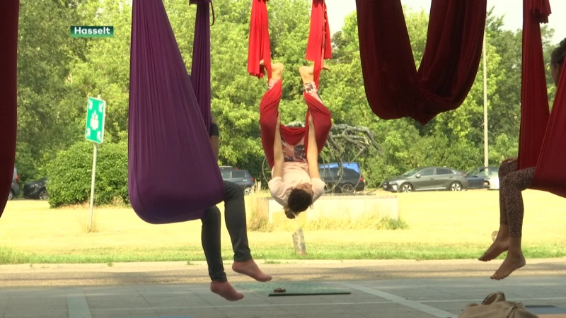 Aerial Yoga wint aan populariteit: "Ook mensen met slechte rug kunnen dit"