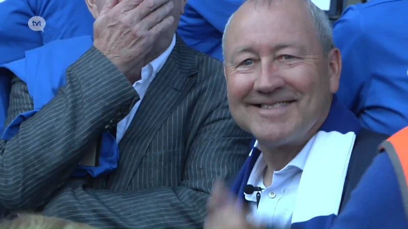 Racing Genk wuift clubicoon Pierre Denier uit