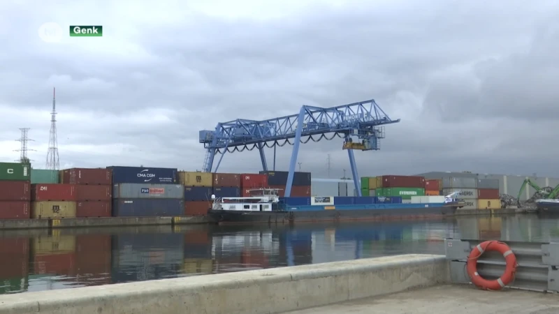Pukkelpop haalt vrachtwagens van de weg door zwaar materiaal via kanaal te vervoeren