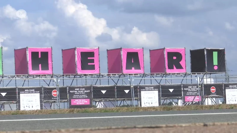 Pukkelpop haalt vrachtwagens van de weg door zwaar materiaal via kanaal te vervoeren