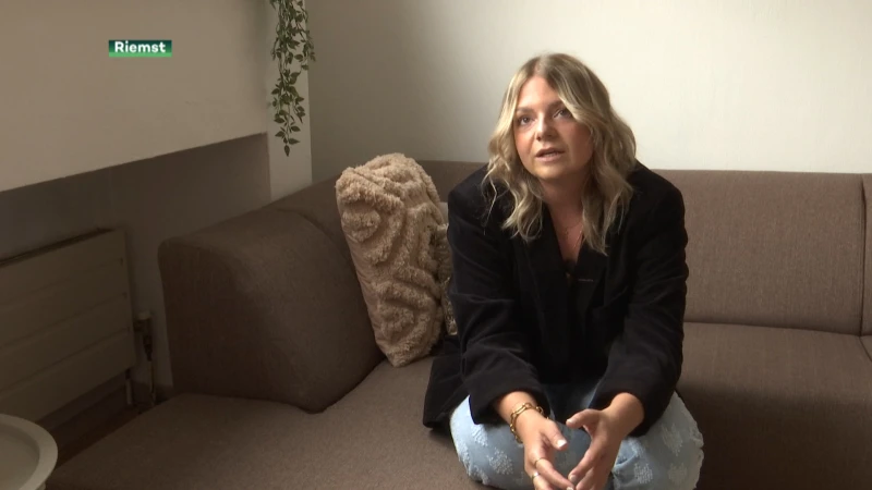 Limburgse waarschuwt voor gevaren van borstvergroting: "Mijn lichaam stootte implantaten af"