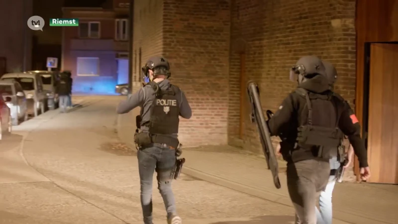 Riemstenaar krijgt 8 jaar cel voor poging moord op agenten