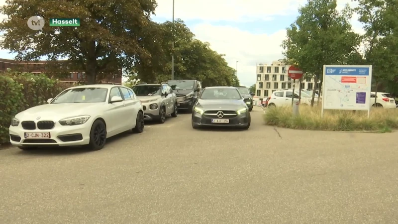 Nergens anders komen zoveel studenten met de auto naar school als in Hasselt