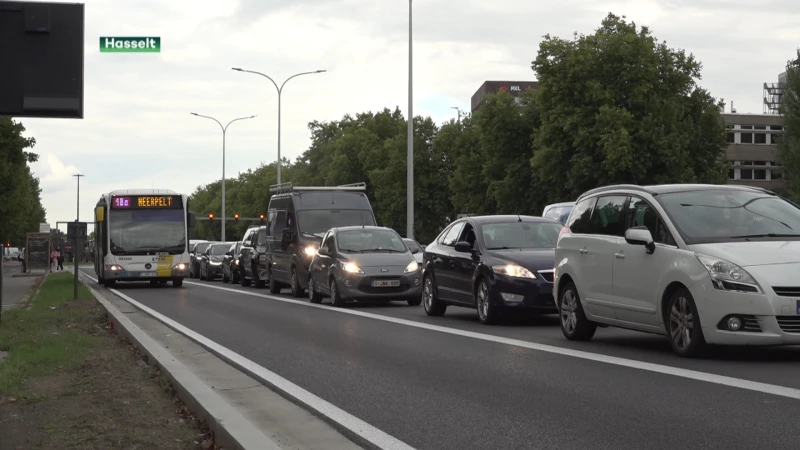 Uitzonderlijk veel file tijdens spits in Hasselt
