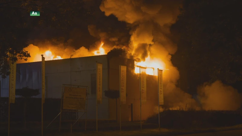 Watertekort bij verwoestende brand schrijnwerkerij in As