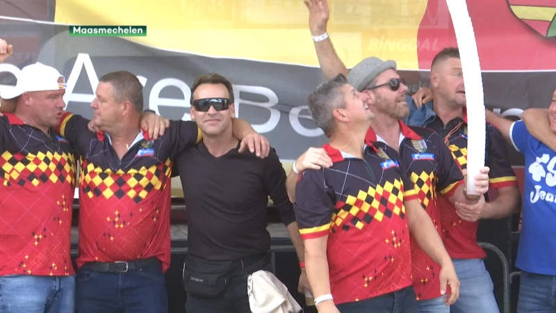Cyclocrossfans wild van nieuwe wereldbekermanche in Maasmechelen