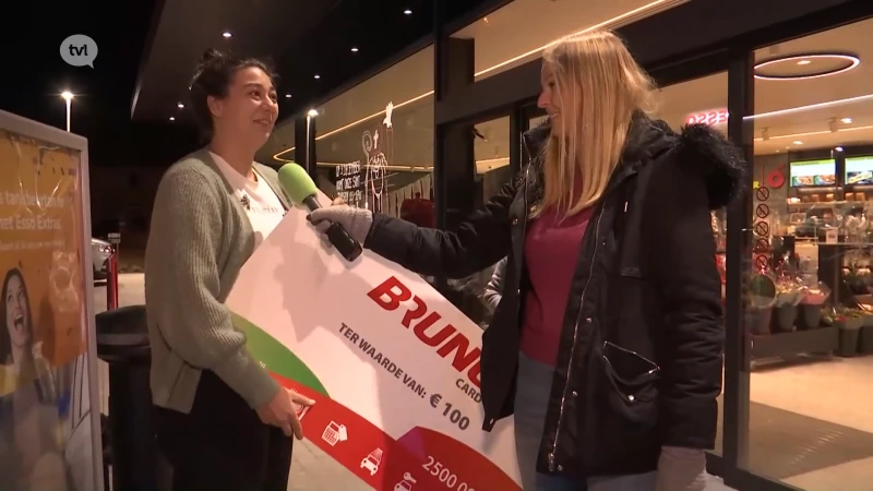 Nathalie uit Kortessem trok een sprintje en won de tankkaart van Esso Bruno