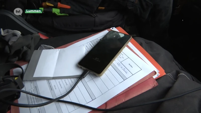 Hasselaar is rijbewijs kwijt omdat gsm op passagierszetel ligt