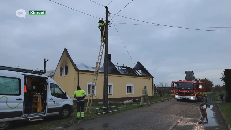 Brand legt boerderij in as in Molenbeersel