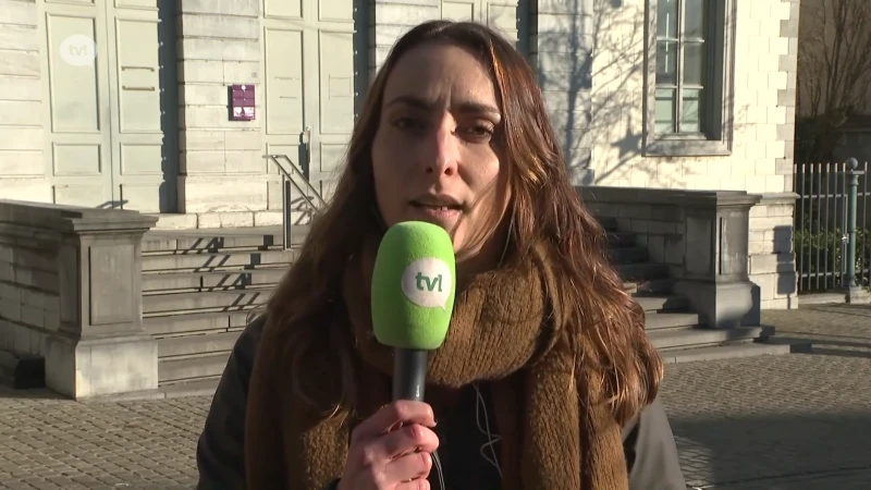 Assisen: familie verlaat assisenzaal na zien van foto's slachtoffer
