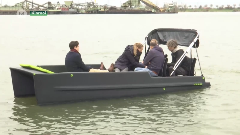 Belgische primeur: boot van gerecycleerd afval te water gelaten in Kinrooi