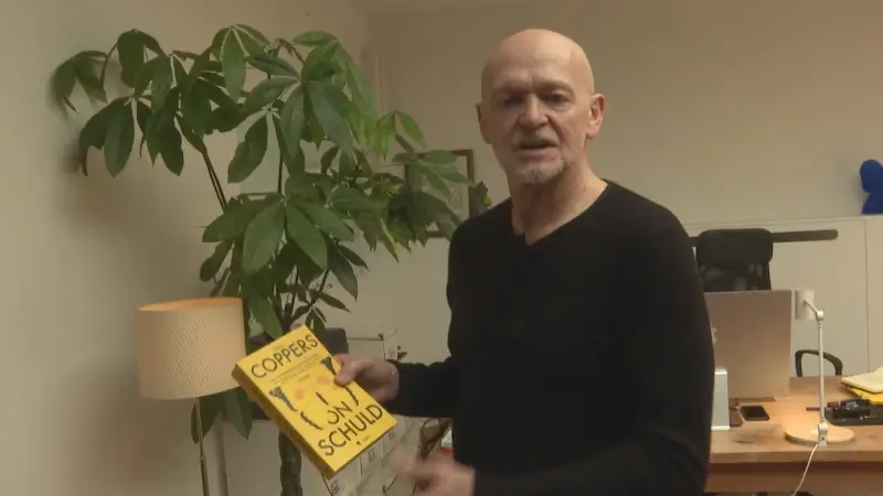 Truiense auteur Toni Coppers genomineerd voor de 26e Knack Hercule Poirot-Prijs