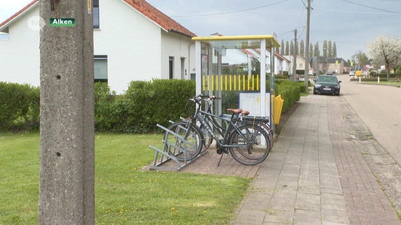 15-jarige jongen steekt 17-jarig meisje neer in Alken