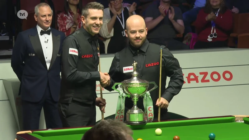 Ouders Brecel halsoverkop naar snookerfinale in Sheffield