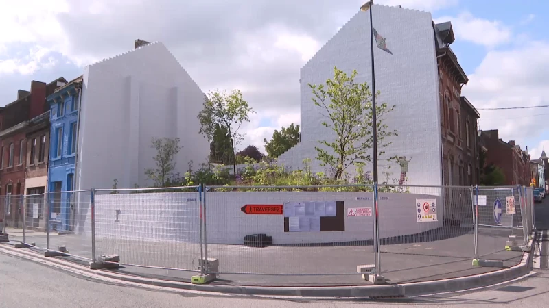 Wij bezochten herdenkingstuin op plaats voormalige woning Marc Dutroux