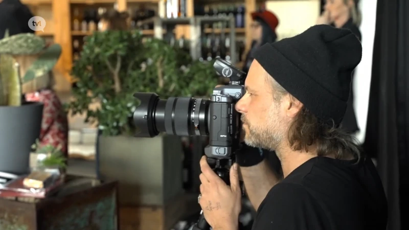 Kunstfotograaf Steven Thoelen veilt in Knokke zijn werk voor 6.000 euro