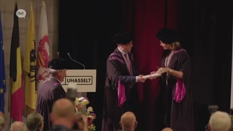 Koningin Mathilde ontvangt eredoctoraat UHasselt