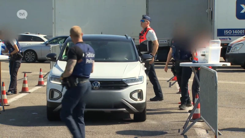 Verboden wapens en drugs gevonden bij grote controle in Voeren