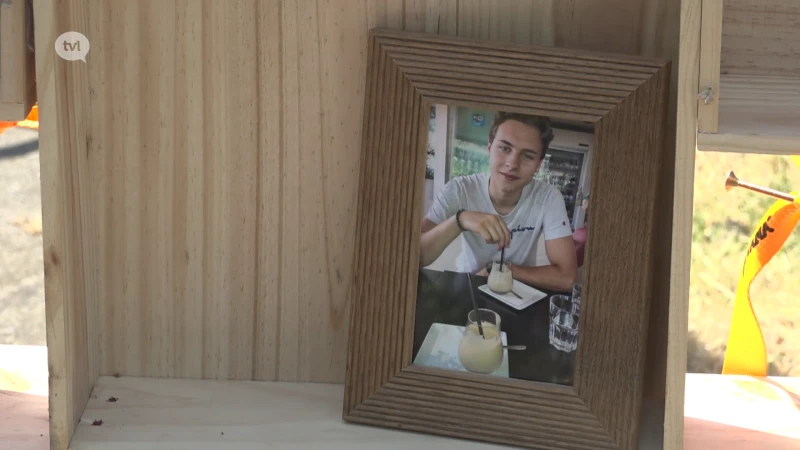 Vrienden en familie overleden Lenny zamelen geld in voor jonge kankerpatiënten