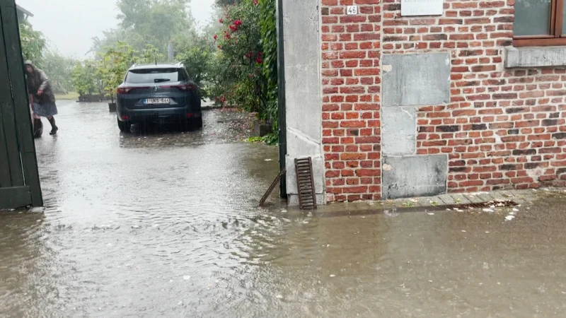 Meldingen van 20 tot 50 liter neerslag per vierkante meter