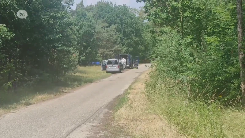 Tientallen drugsvaten gedumpt in Hamont-Achel