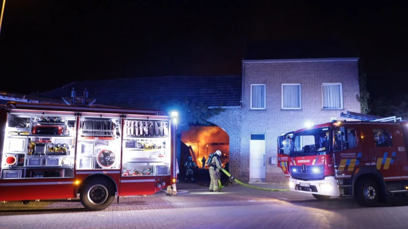 Uitslaande brand legt schuur in Kortessem volledig in de as