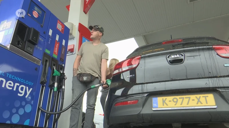 Nederlanders tanken in België na accijnsverhoging