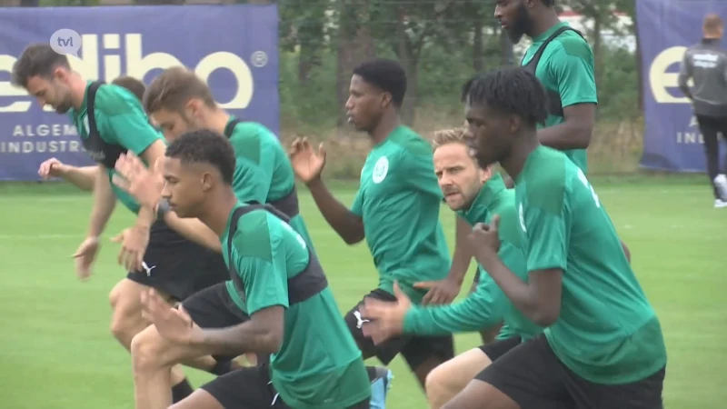Eerste training Lommel SK: "Beginnen met ambitie om mee te doen voor promotie."