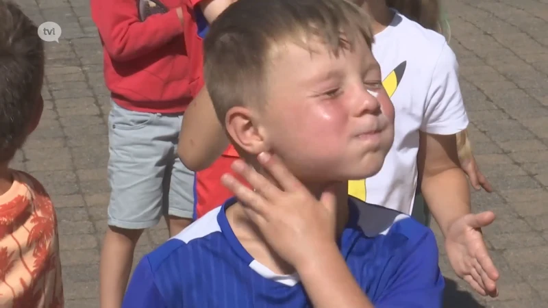 Kinderen willen wereldrecord zonnecrème smeren verbreken