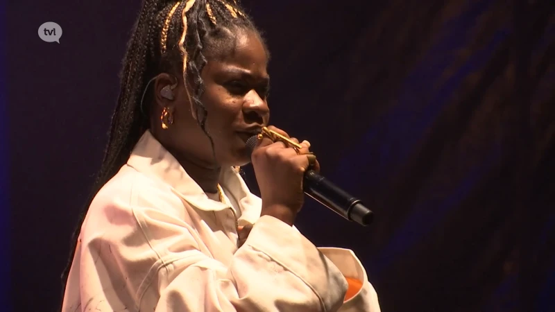 Afro Latino kent vliegende start met Coely