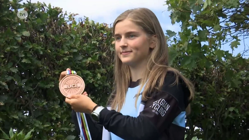 Bocholtse Fleur Moors geniet na van bronzen medaille op WK bij junioren