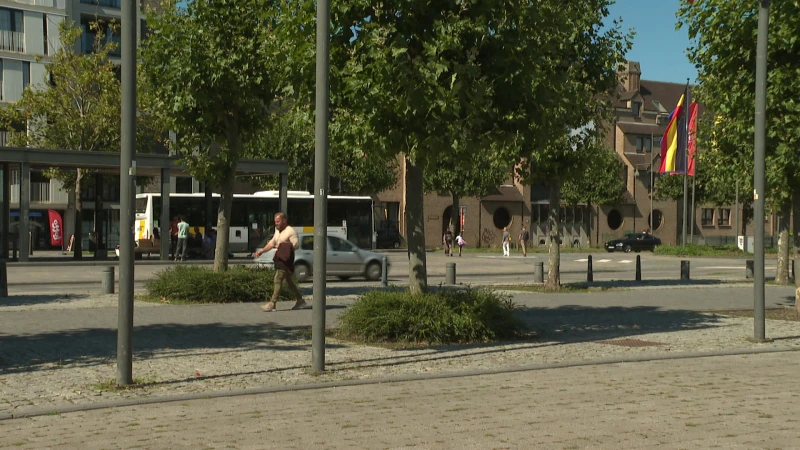 Vrouw gearresteerd die chauffeur van lijnbus aanviel
