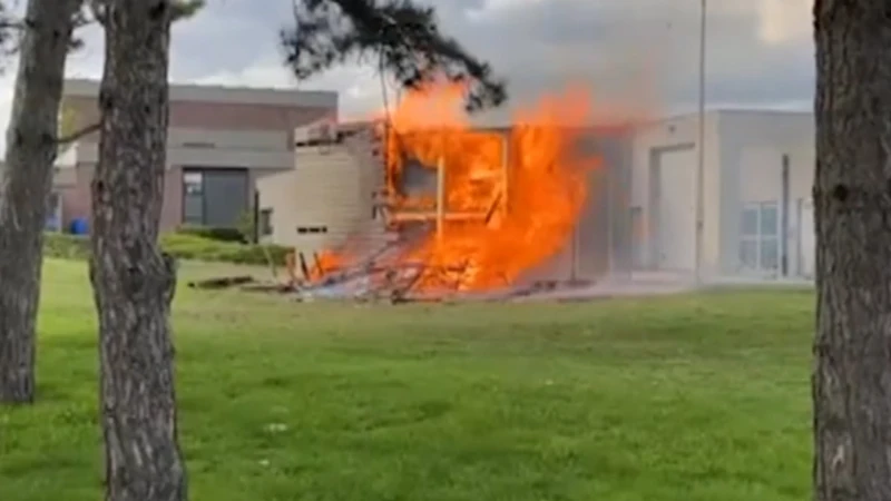 Politie onderzoekt of brand bij scouts in Zonhoven werd aangestoken
