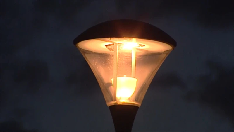 Riemst steekt straatverlichting 's nachts weer aan