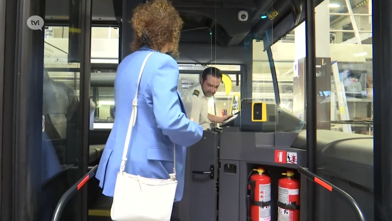 De Lijn beschermt chauffeurs tegen agressieve passagiers met veiligheidsschermen