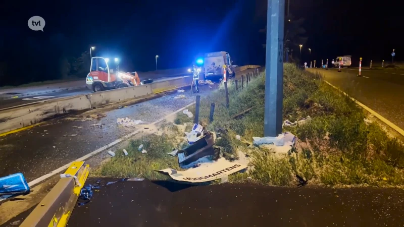 Boudewijnlaan Diepenbeek urenlang afgesloten na 2 ongevallen