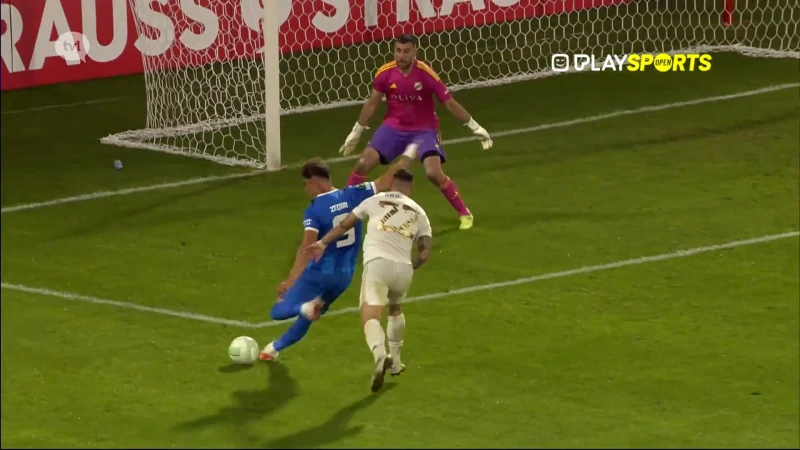 Racing Genk mee aan de leiding in Conference League-poule na winst in Servië