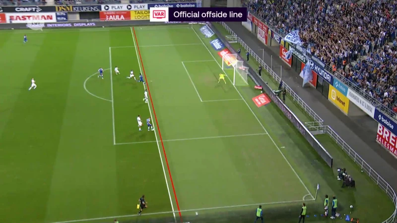 Racing Genk moet tevreden zijn met een punt bij AA Gent