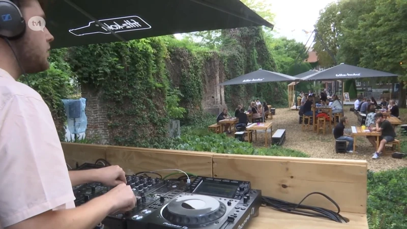 Cultuursubsidies voor De Serre en Club 9