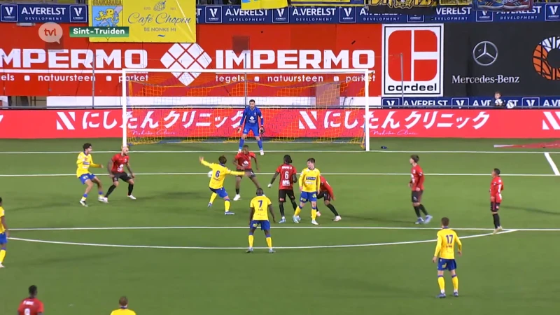 Hashioka held van Stayen tegen RWDM