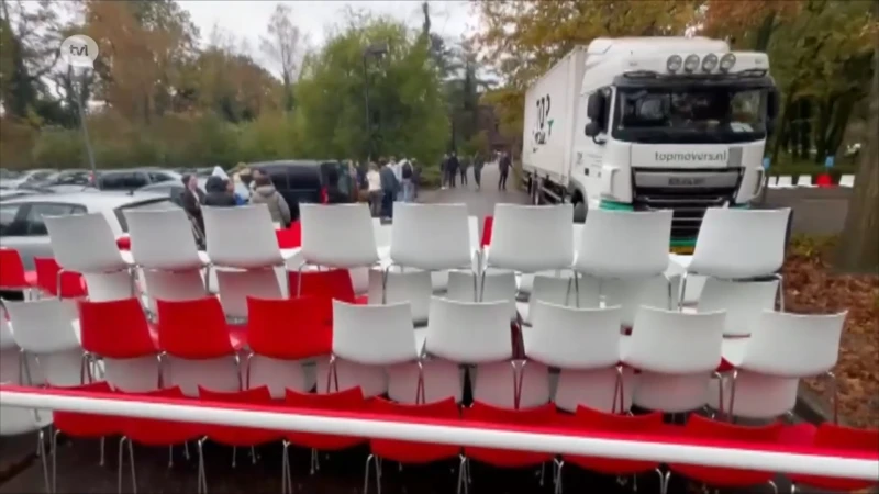 Architectuurstudenten UHasselt protesteren tegen parkeerbeleid