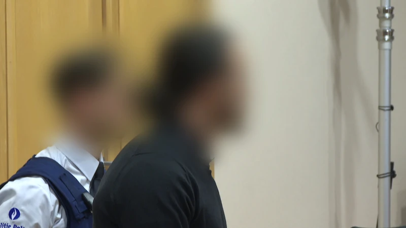 Hoofdverdachten martelmoord barsten in tranen uit op assisenproces in Tongeren