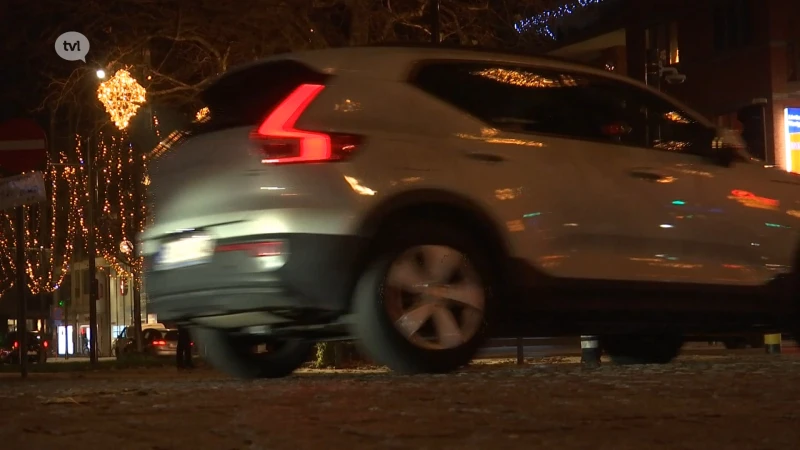 Gezellige drukte op Hasseltse koopzondag, shoppers houden zich aan parkeeradvies