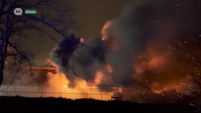 Asbest vrijgekomen bij brand in leegstaande loods in Beverst