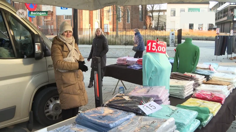 Marktkramers trotseren vrieskoude