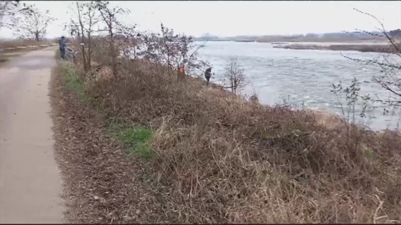 Parket onderzoekt hoe lichaam van Nederlander in de Maas terecht kwam