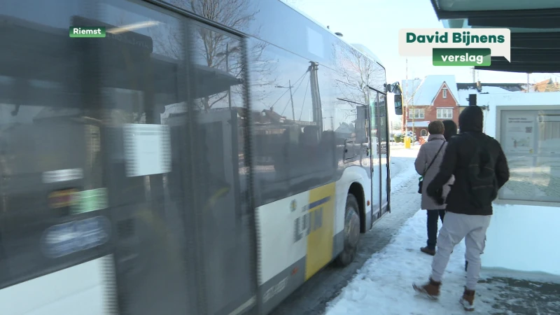 Riemst eist aanpassing vervoersplan De Lijn: "Meer dan een uur onderweg naar buurgemeente Bilzen"