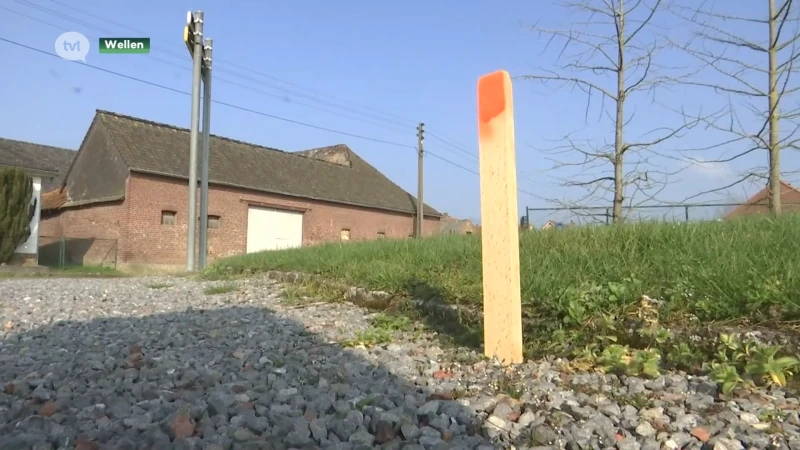 Wellenaren zien paaltjes opduiken in hun voortuin