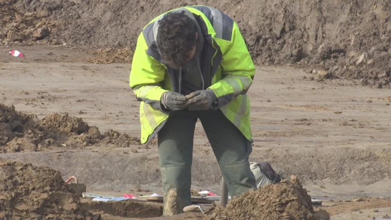 Romeinse en Middeleeuwse vondsten bij opgravingen in Riemst