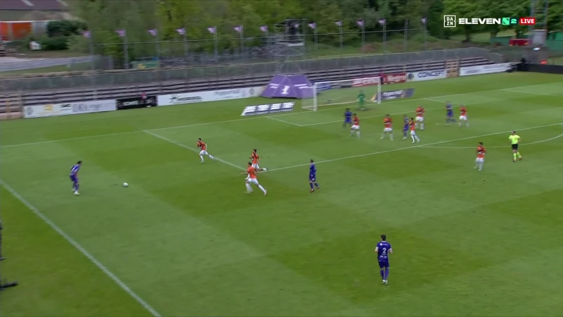 Patro Eisden met de billen bloot thuis tegen Deinze: 0-4